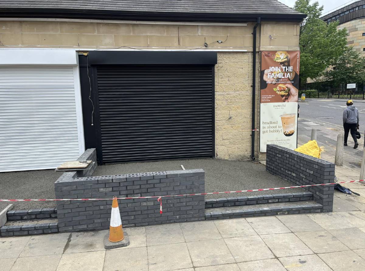 Building and landscaping in Colne and West Yorkshire