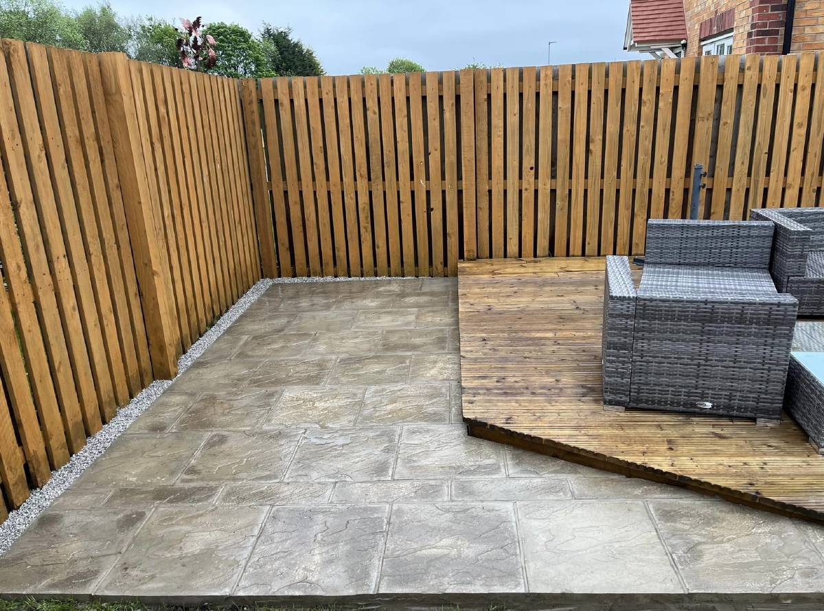 Building and landscaping in Colne and West Yorkshire