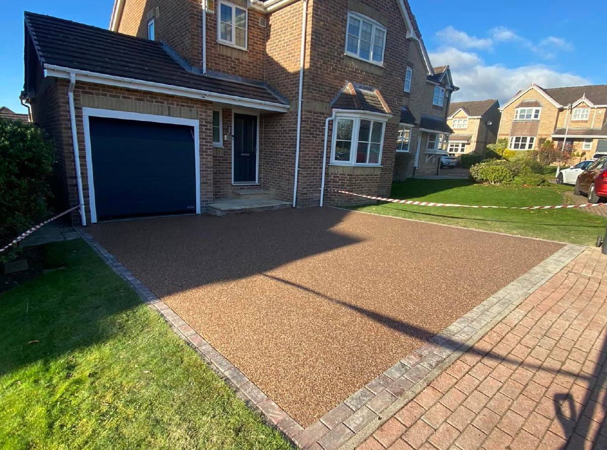 Building and landscaping in Colne and West Yorkshire