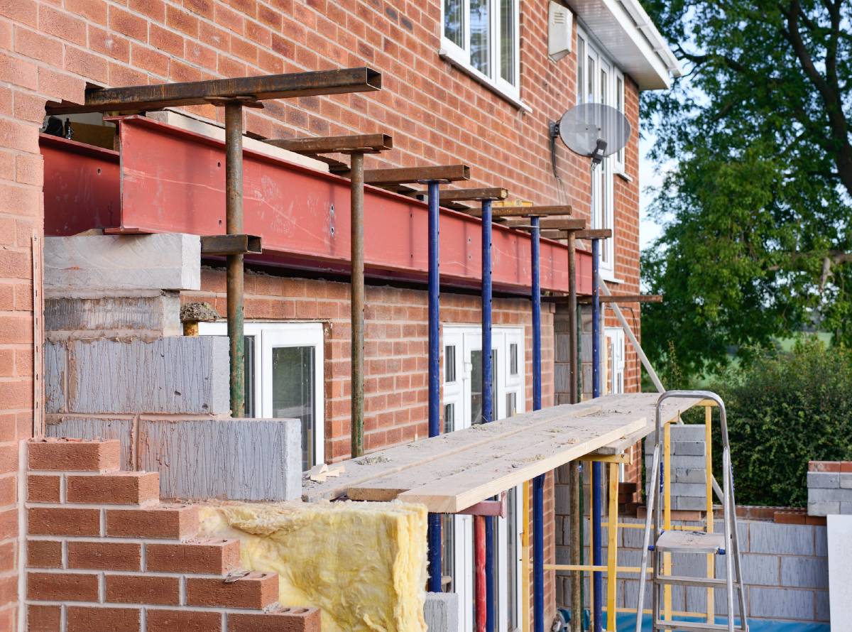 Building and landscaping in Colne and West Yorkshire